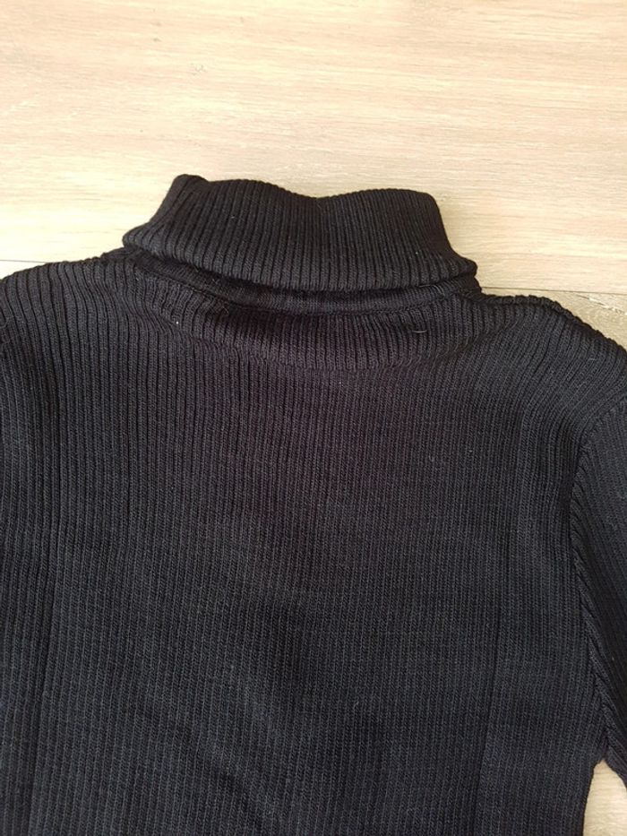Pull noir - photo numéro 3