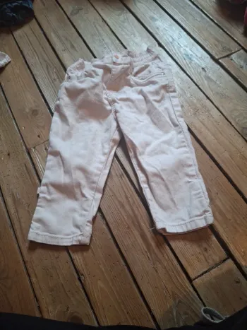 Jean taille 12 mois