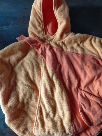 Joli poncho 12 mois