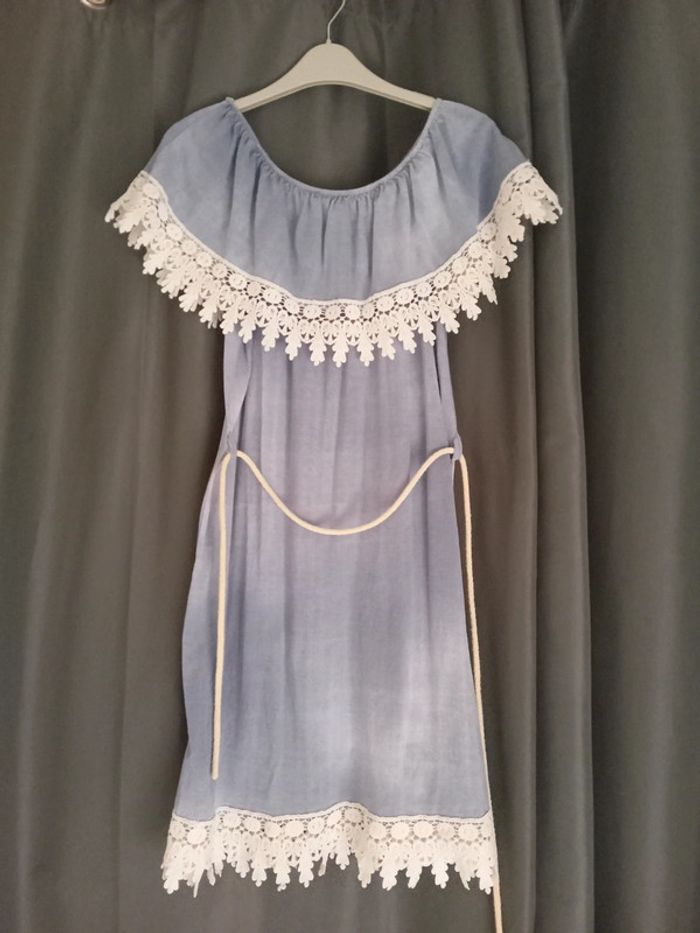 Robe bleu claire - photo numéro 3