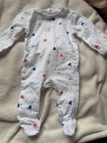 Lot vêtements jamais mis 