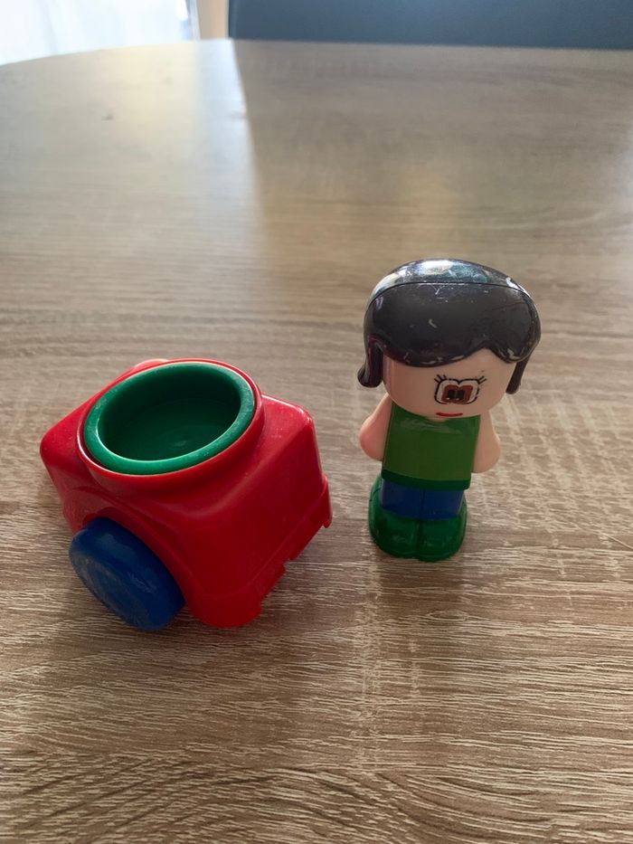 Lot de petits jouets 12 mois - photo numéro 8