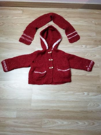 Ensemble gilet et écharpe 12 mois