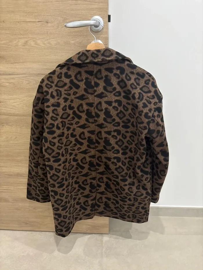 Manteau mi-long léopard - photo numéro 5