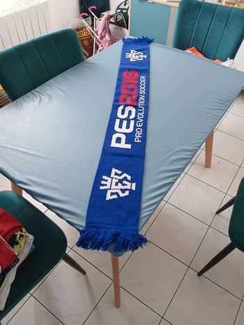 Écharpe foot pes 2016 pro évolution soccer