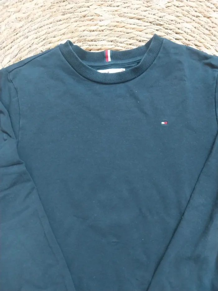 Sweet Tommy Hilfiger garçon taille 152 - photo numéro 2