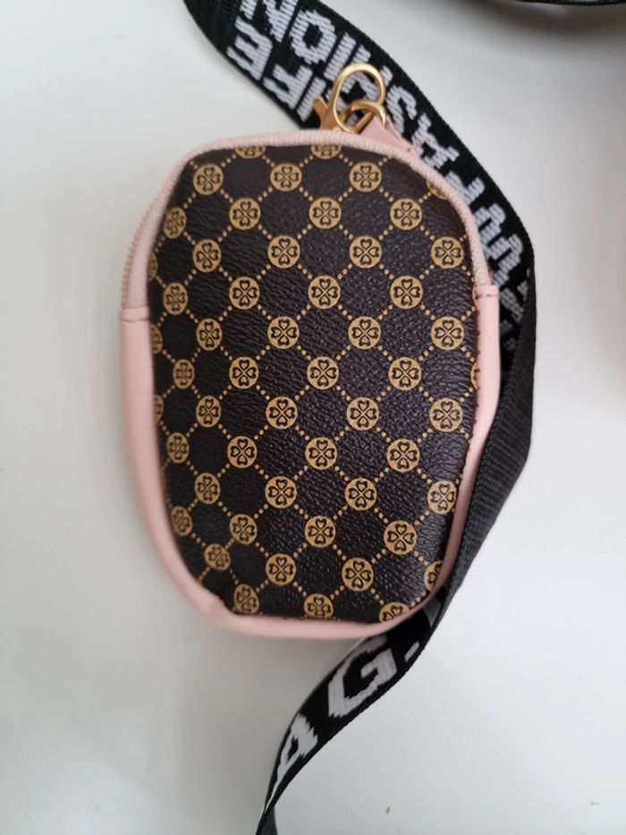 Sac Bandoulière Rose Marron Avec Bijou Sac Et Porte Monnaie - photo numéro 9