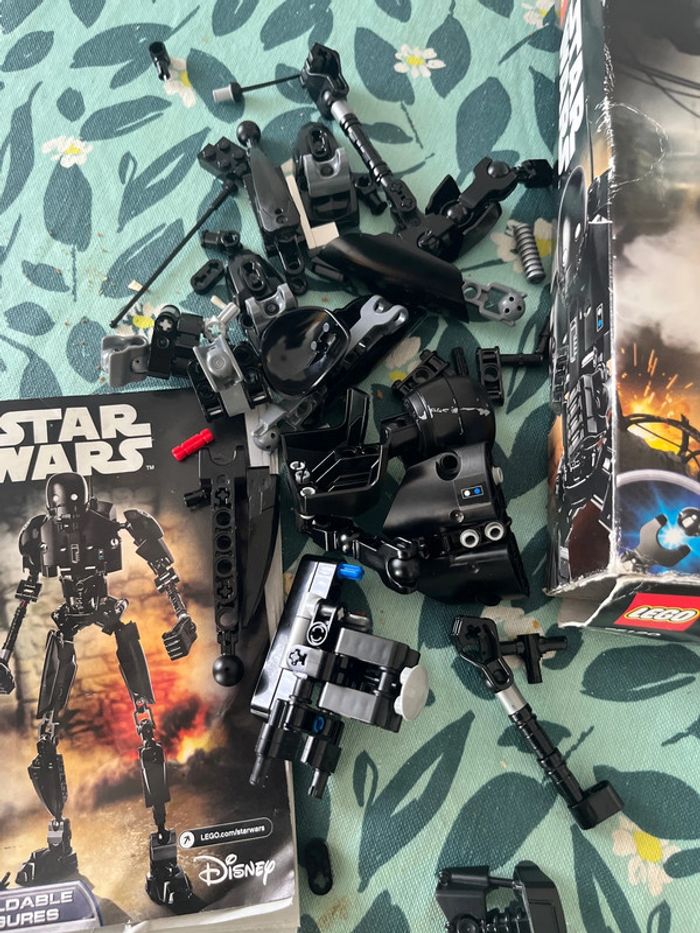 Lego Star Wars 75120 incomplet - photo numéro 3