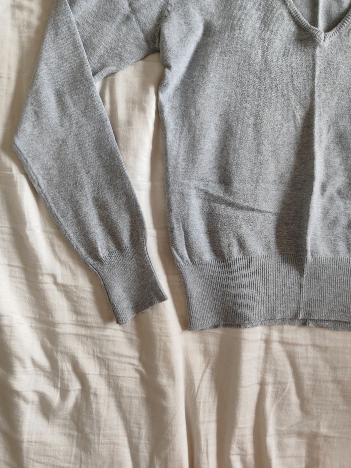 pull gris Yessica - élégant et minimaliste - photo numéro 2