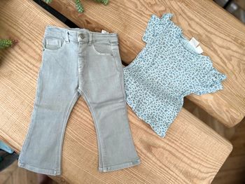 Ensemble Zara 18/-24 mois 18 24 2 ans pantalon flare t-shirt gris Liberty fleurs