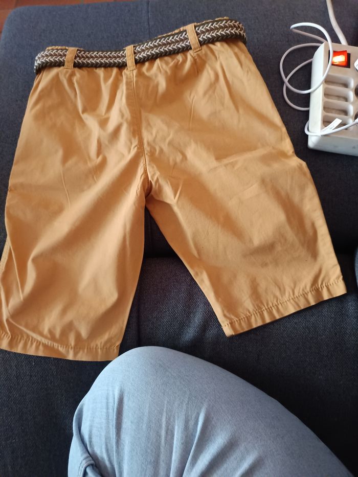 Short/bermuda moutarde taille 8 ans - photo numéro 2