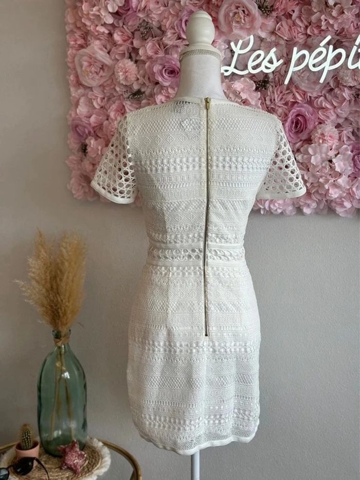 Robe d'été blanche ajourée, taille 36 - H&M - photo numéro 6