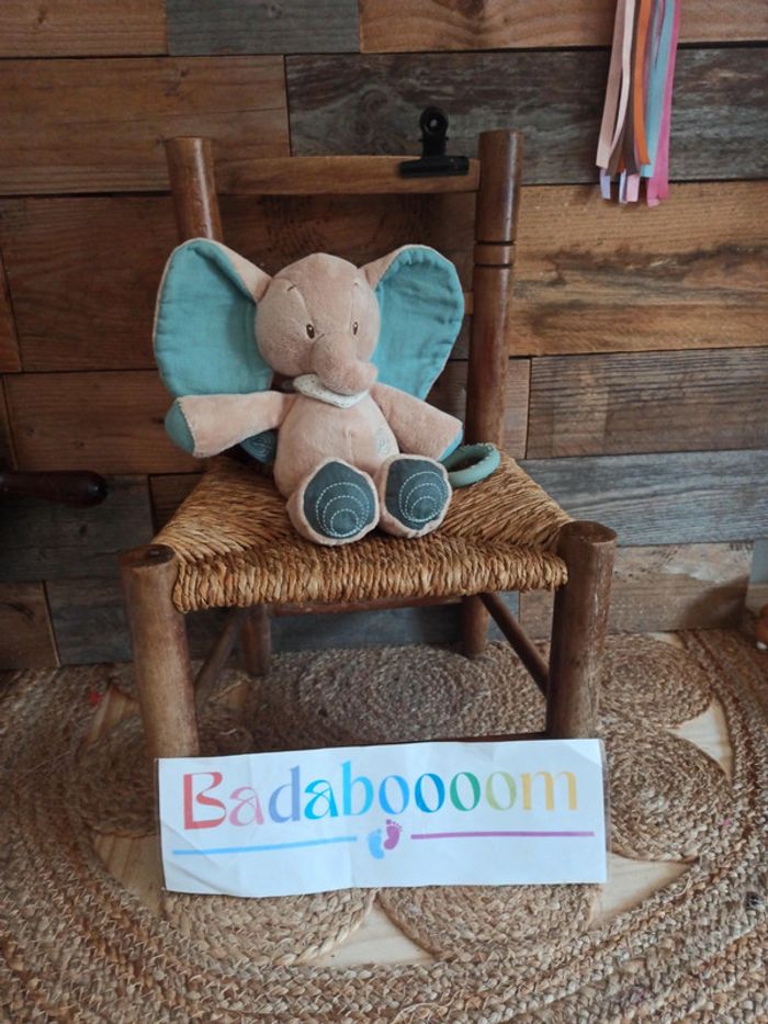 Peluche musicale éléphant Nattou tbe