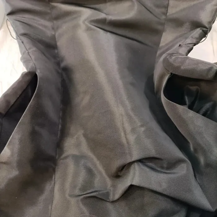 Robe bustier noire satinée coupe évasée taille S - photo numéro 6