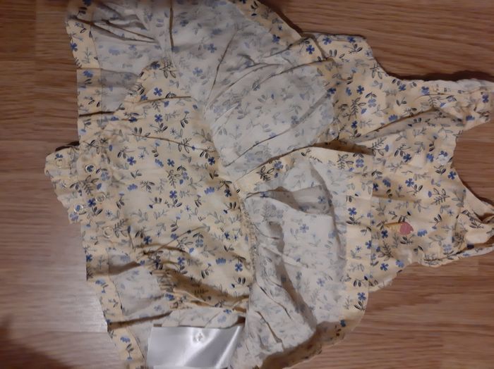 Robe et son petit chapeau