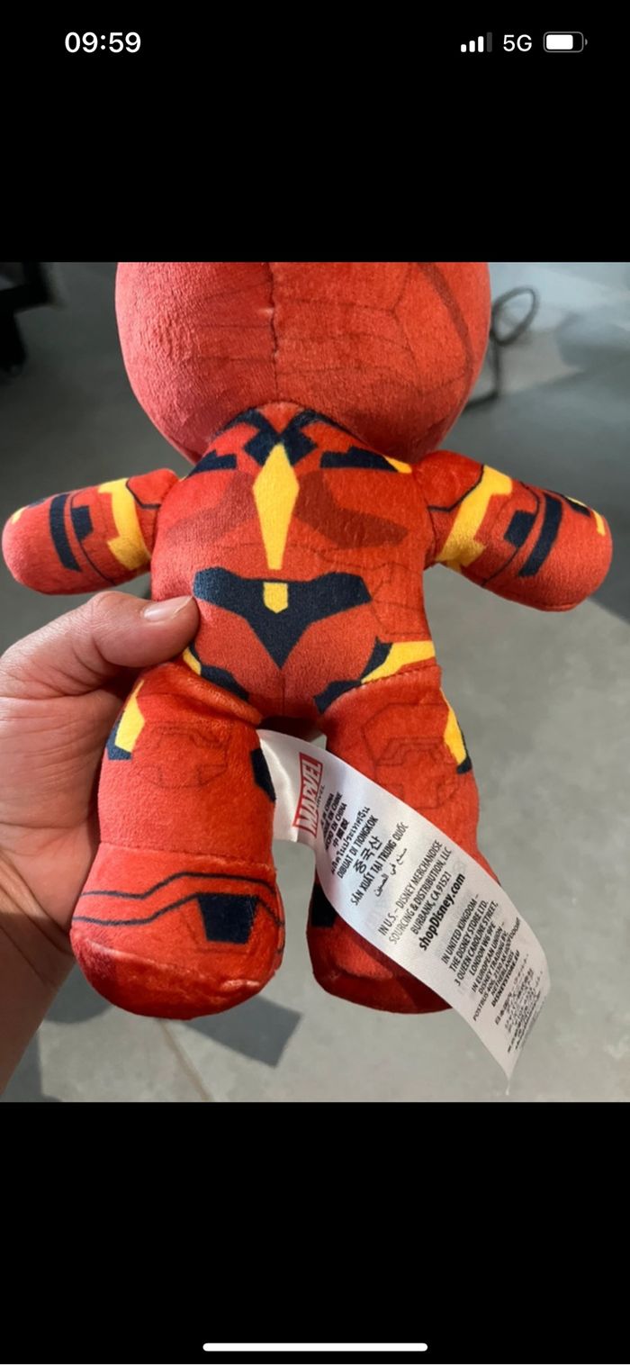 Peluche Iron man Disneyland Paris - photo numéro 8