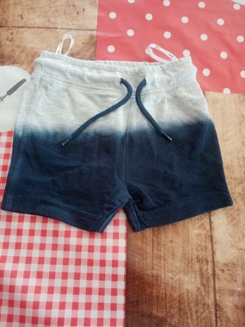 Short taille 68cm