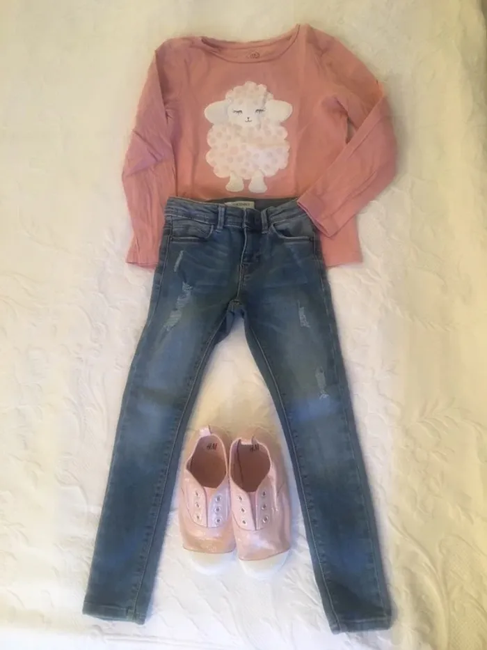 Haut- jean- chaussures fille 5-6 ans