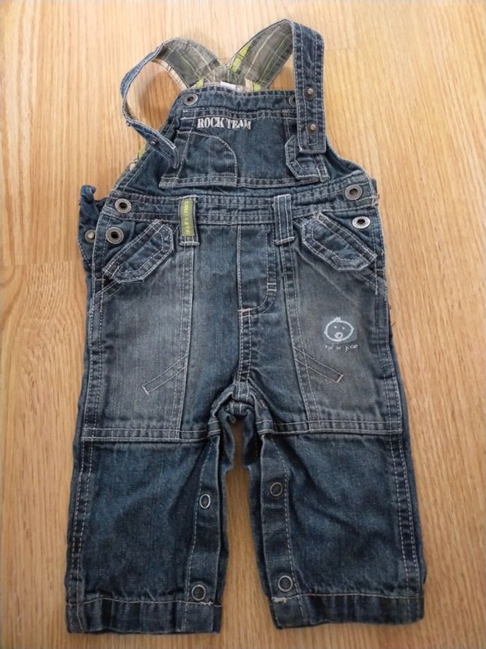 Salopette en jeans taille 6 mois