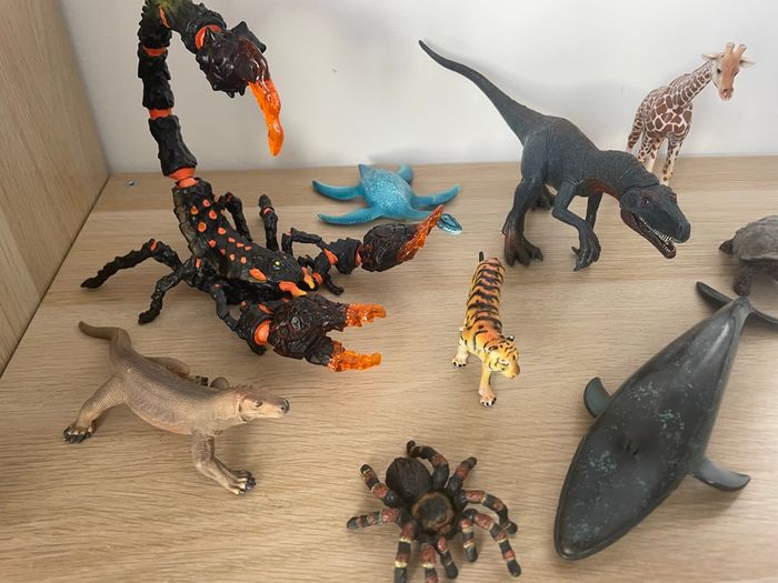 Lot 2: lot de figurines animaux Schleich, Papo et autres