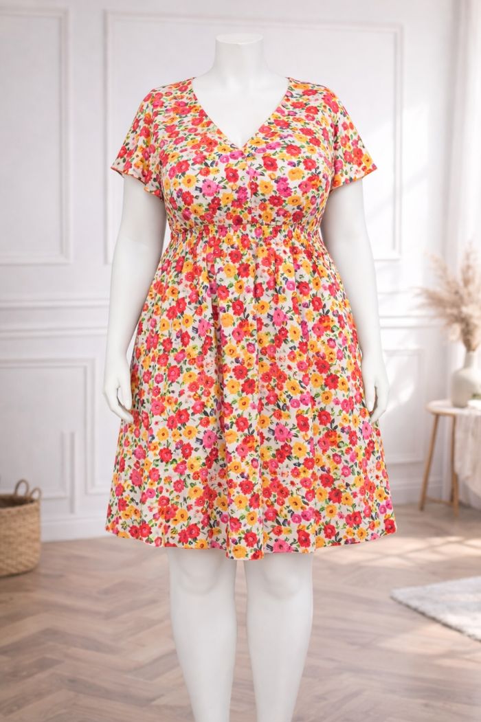 Robe fleurie éclatante Femme taille 54 marque Missguided 💍 - photo numéro 5