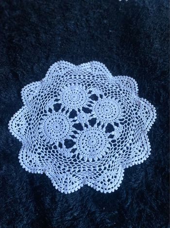 Ancien napperon au crochet