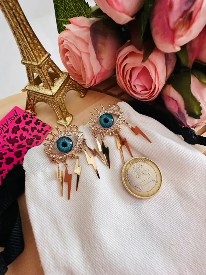 🧿Boucles d’oreilles œil bleu & éclairs dorés – Betsey Johnson – Pièce statement rare - photo numéro 6