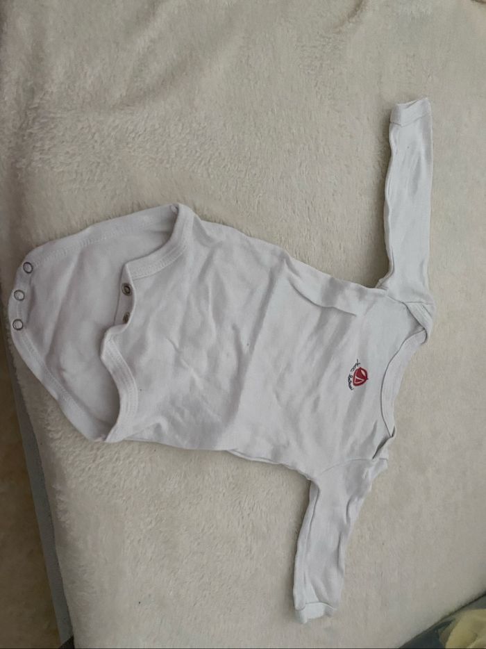 Lot 10 bodies 3 mois - photo numéro 3