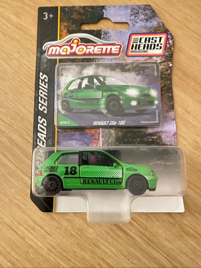 Miniature Majorette Renault Clio 16s Cast Heads