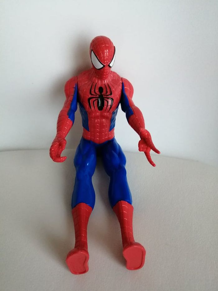 Figurine Marvel Spiderman 30 cm - photo numéro 2
