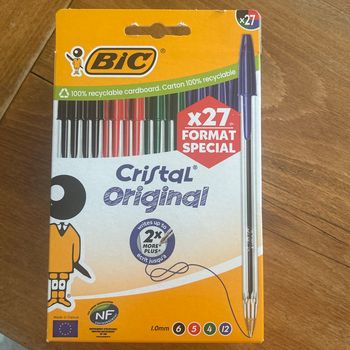 Lot de 27 crayons Bic