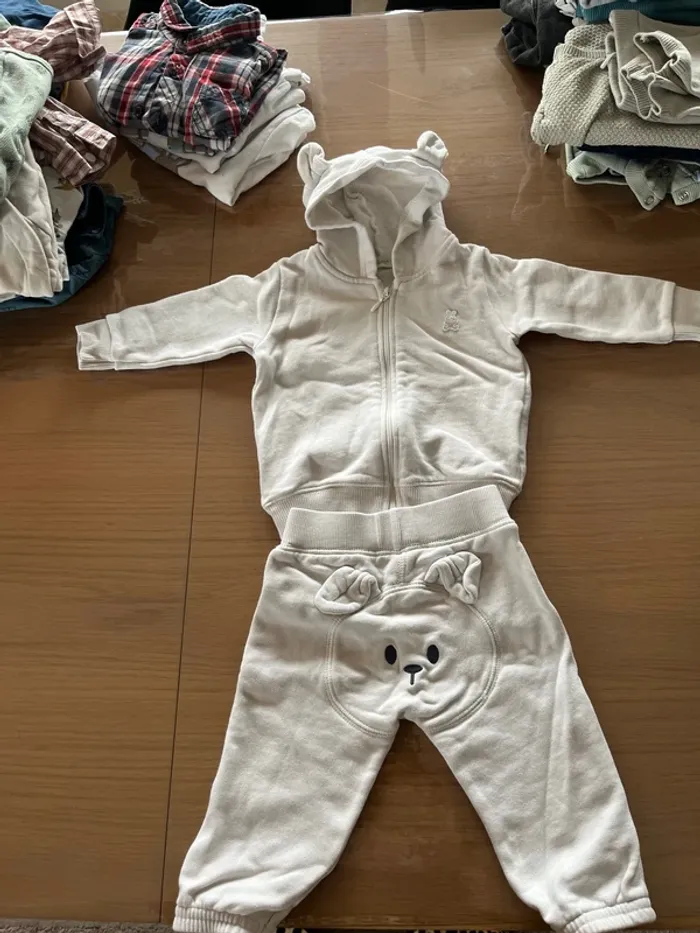 Tenue 6 mois mixte Benetton