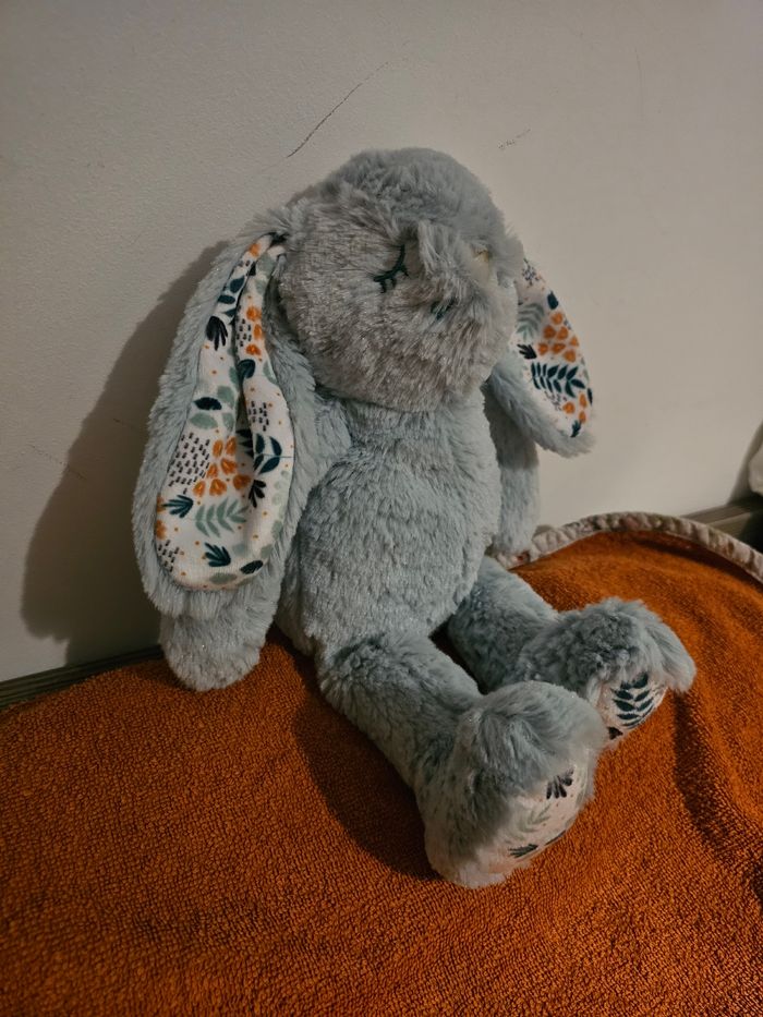 Peluche lapin bleu