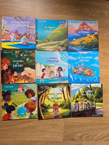 Lot de 9 petits livres enfants