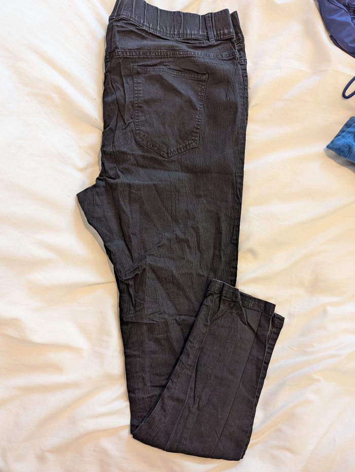 Pantalon femme 😁 - photo numéro 2