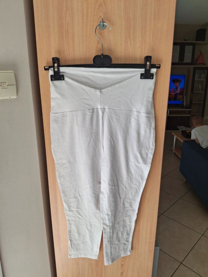 Leggings blanc de grossesse - photo numéro 3
