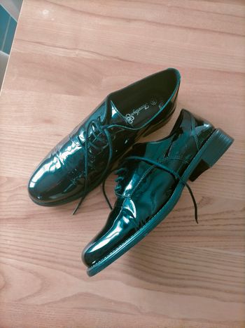 Chaussures vernies