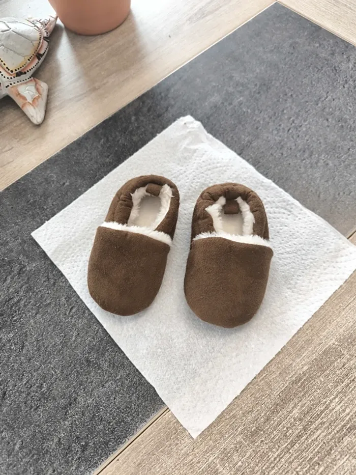 Chaussons molletonné garçon 18/19 HM - photo numéro 2