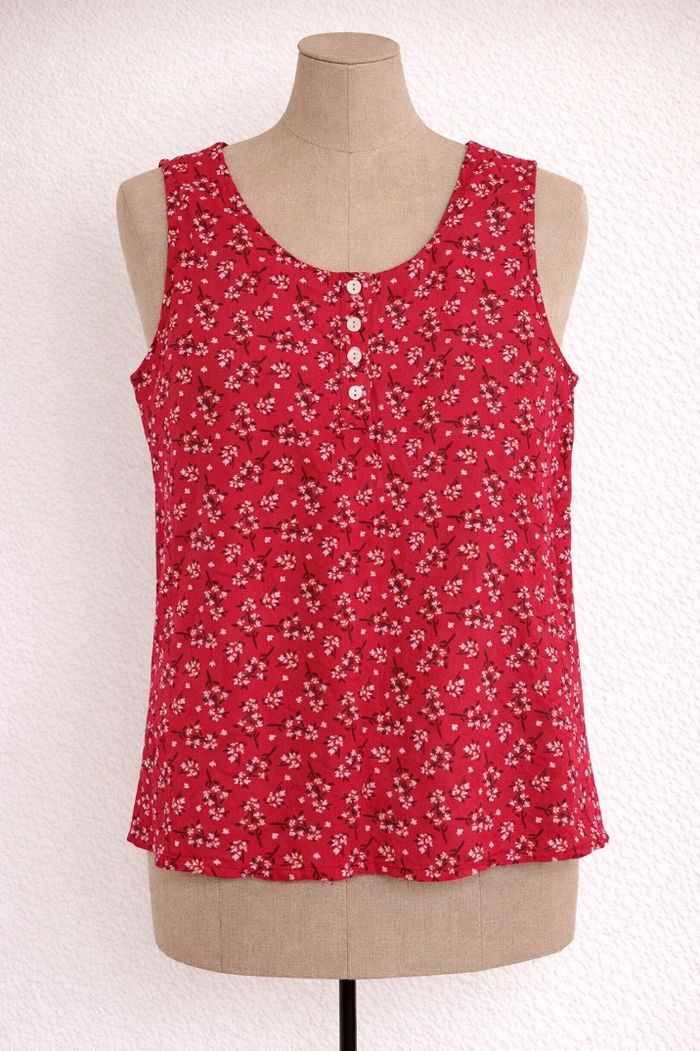 Haut rouge motif floral taille XS - photo numéro 1