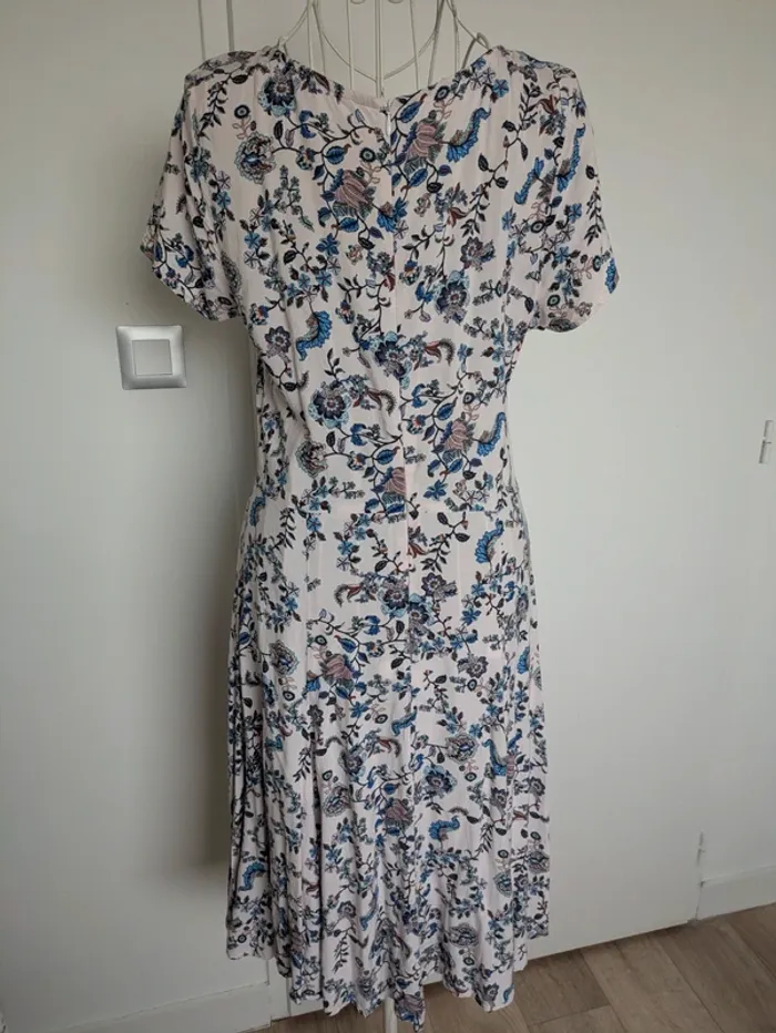 Robe légère fluide fleurie 36/38 - photo numéro 5