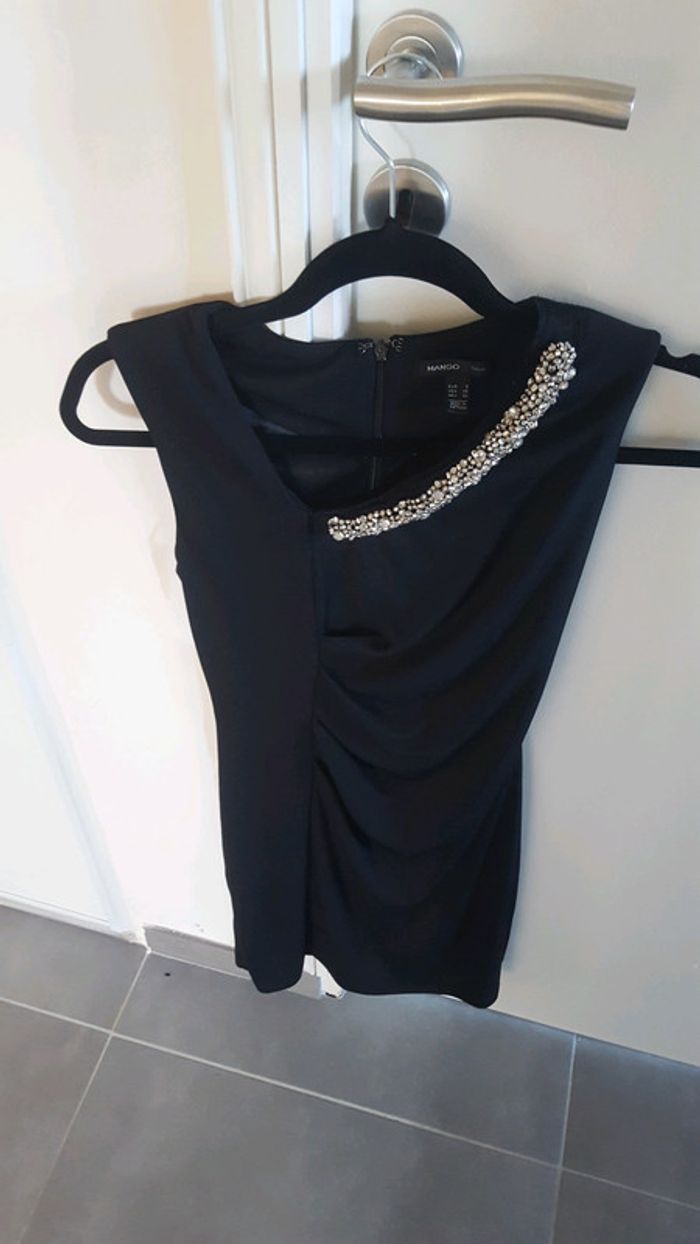 Robe noire chic Mango - photo numéro 2