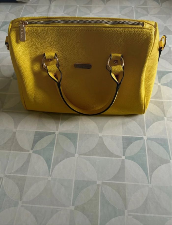 Sac à main jaune avec petite pochette  - Gussaci - Neuf - photo numéro 2