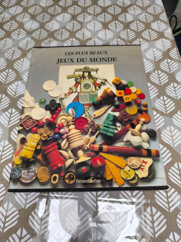 Les Plus Beaux Jeux du Monde R.C.Bell Editions Nathan 1980