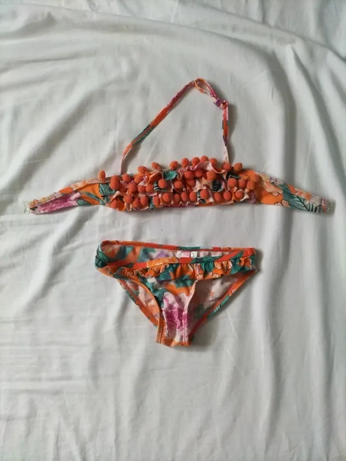 Maillot de bain 2 pièces tailles 3 ans 36 mois
