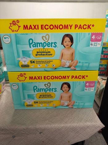 184 couches Pampers taille 4