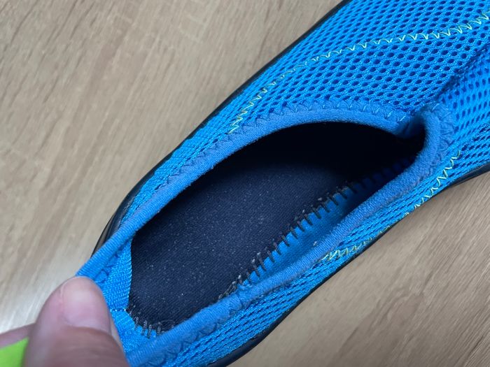 Chaussures aquatiques 34/35 - photo numéro 2