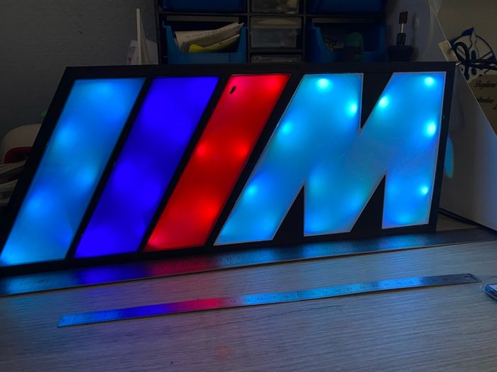 Luminaire BMW
