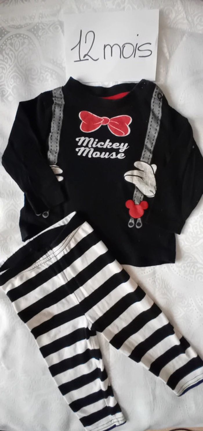 Ensemble dépareillé 12 mois