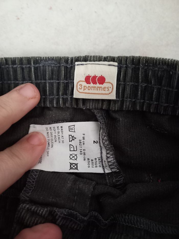 Jupe 3 pommes 2 ans - photo numéro 3