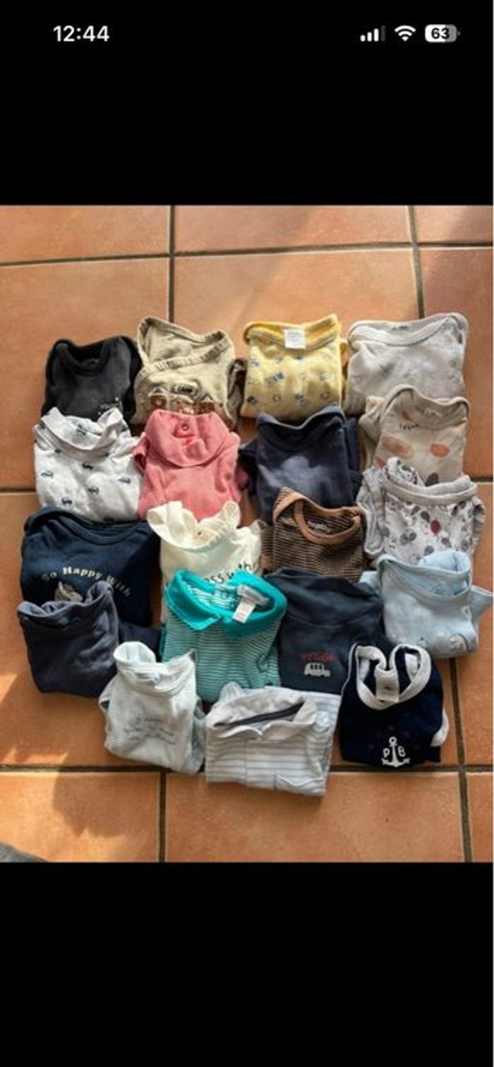 Lot vêtement 6 mois garçon - photo numéro 2